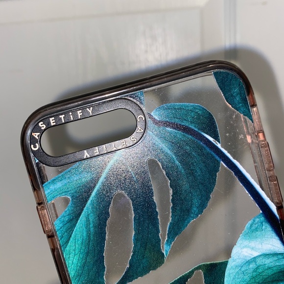 Casetify Palms iPhone 6+ 7+ 8+ Case - Picture 4 of 5